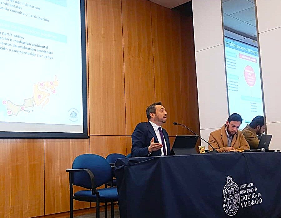 Ministro Cristián López dictó clase magistral en el IV Congreso Estudiantil de Derecho Ambiental realizado en Valparaíso